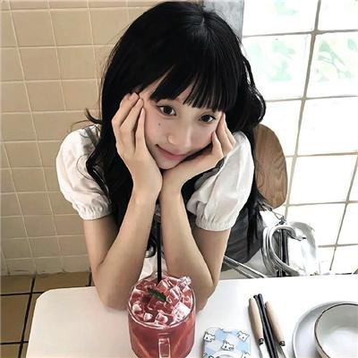 关于她的二三事
